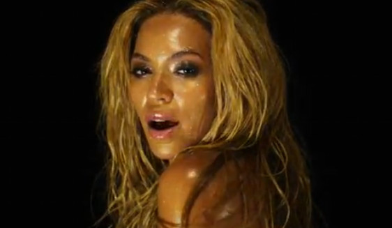 Beyonce isi lasa fanii muti de uimire. Cum se promoveaza vedeta. VIDEO