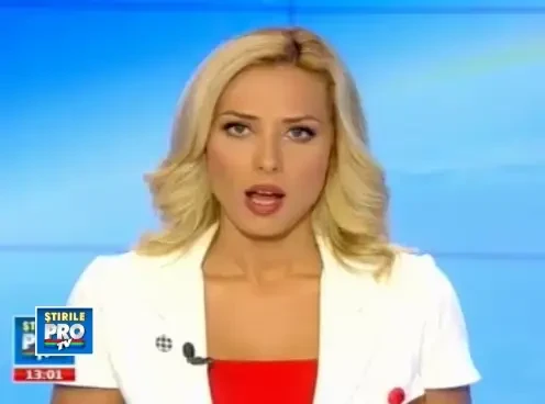 Vezi rochia miresei lui Cristi Borcea. Ghiceste culoarea papionului ginerelui. GALERIE FOTO