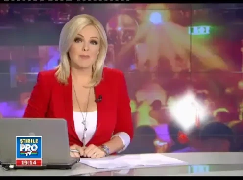 Dupa discutii politice, distractie in club. Cum au petrecut tinerii din PNL la Mamaia