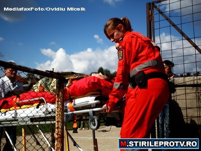Cosmar cu RATB. Pasagerii unui autobuz au ajuns la spital, dupa ce soferul a pus brusc frana