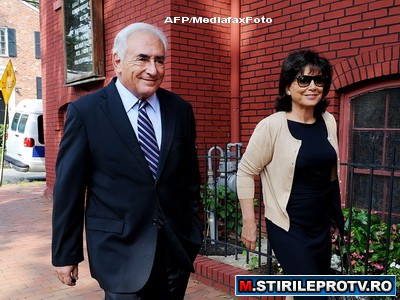 Dominique Strauss Kahn s-a intors la FMI in aplauzele tuturor fostilor colegi