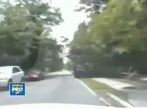 manstealspolicecarthencrashesit