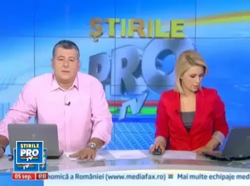 Au crezut ca nu mai scapa cu viata.Masina in care se aflau o femeie si cele trei fete, lovita de TIR