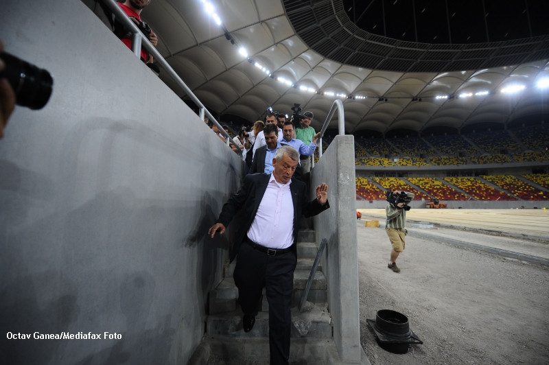 Intrebarea PDL pentru Oprescu: "De ce bucurestenii trebuie sa dea 1 mil. euro pentru un nou gazon?"