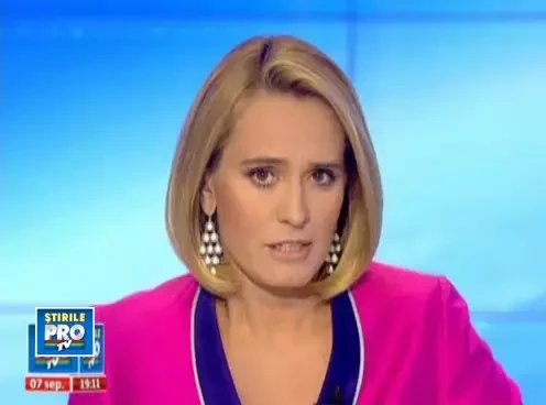 Poti sa-ti fixezi ceasul dupa momentele zilei cand aceasta diva isi arata chilotii. FOTO