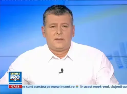 Atentie, aterizeaza olandezul lui Becali. Inginer adus cu un avion particular, sa schimbe gazonul