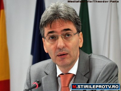Udrea: Ministerul Fondurilor Europene apare in octombrie si va fi condus probabil de Leonard Orban