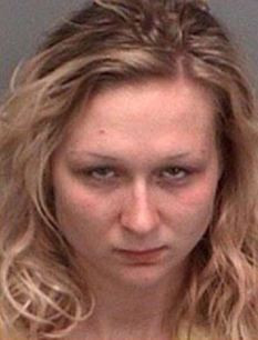 Atac socant in SUA. A sfasiat bucati din pielea unui om, dupa ce l-a amenintat: "Sunt vampir"