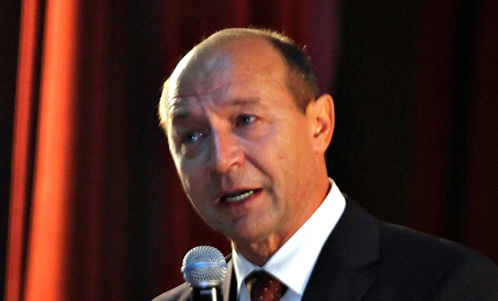 Inchiderea Nokia, doar inceputul? Basescu: E un fenomen la care trebuie sa ne asteptam