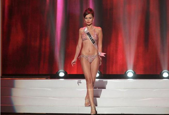 Maine aflam cine este cea mai frumoasa femeie din lume. Ce sanse are romanca noastra la titlu