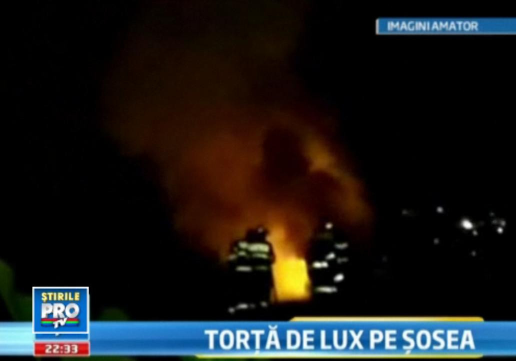 Ultimele clipe ale unei limuzine Porsche, traite pe un drum din Romania. VIDEO