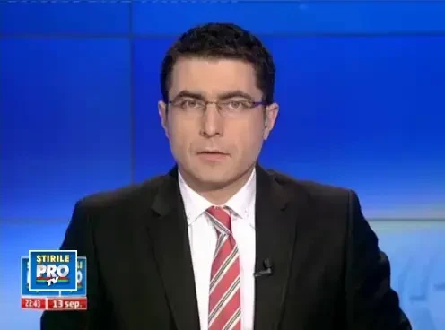 Un baiat de 3 ani si sora lui de 12 au fost aproape sa moara sub ochii tatalui, care nu a intervenit