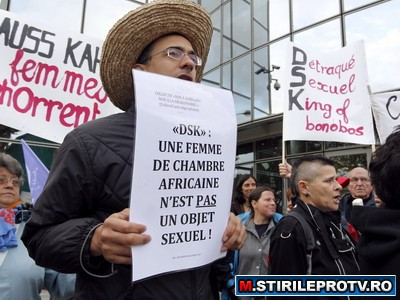 Protest fata de Dominique Strauss-Kahn