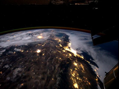 VIDEO spectaculos. Un minut in jurul Terrei de pe Statia Spatiala. Ce tari si orase vezi din spatiu