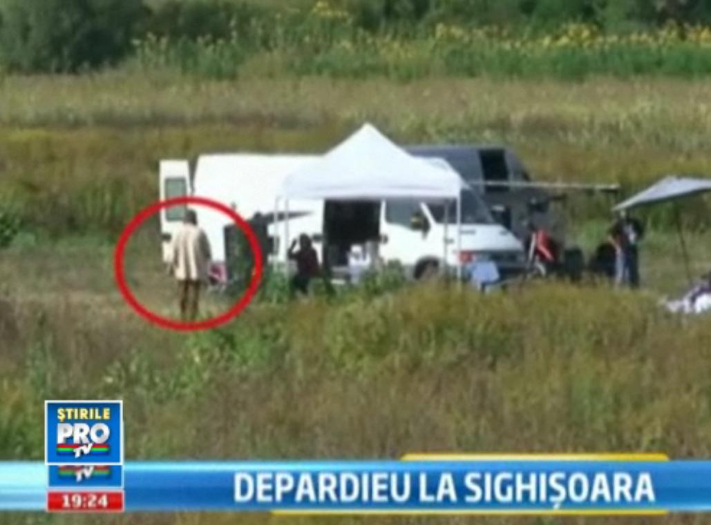 Aparitia anului in Sighisoara: Gerard Depardieu, in camasa ardeleneasca. Romania, prin ochii sai
