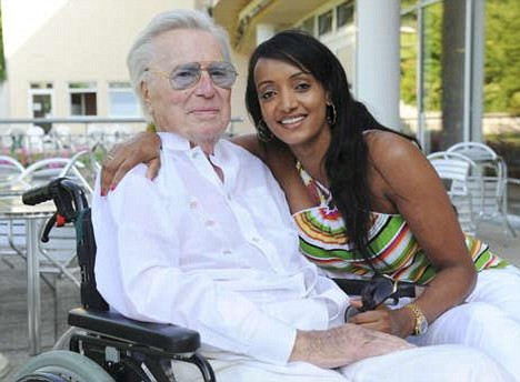 Miliardar ucis de sotia cu 63 de ani mai tanara? Ipoteza socanta a fiului nelegitim al regelui berii