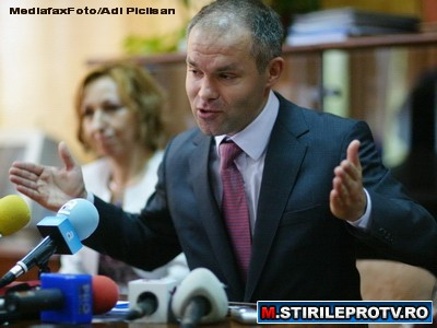 Ministrul "la BAC nu copiaza nimeni" a ramas langa Presedinte. Unde va lucra Daniel Funeriu