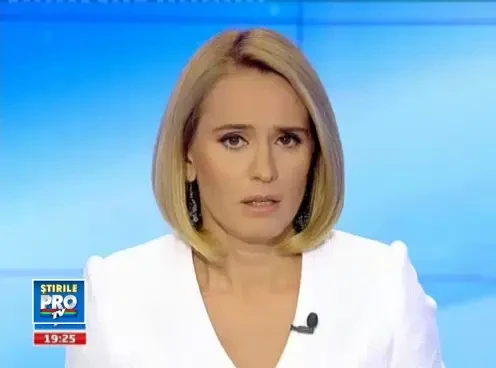 Incendiul din Baia Mare a topit pana si vopseaua de pe masinile parcate in zona. VIDEO