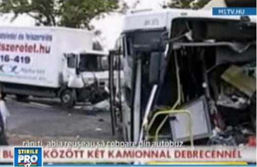 Sofer roman, pericol public. A bagat in spital 27 de oameni, dupa ce a lovit un autocar in Ungaria