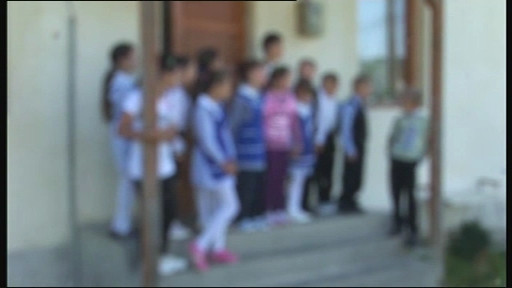 Poveste cutremuratoare in Prahova: un elev de 8 ani a murit spanzurat cu o bretea de la ghiozdan