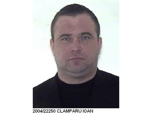 Imagini exclusive: Cum petrecea mafiotul Clamparu de revelion in timp ce era cautat de FBI