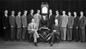 Se spune ca ar conduce lumea. Istoria misterioasa a celor mai controversate societati secrete