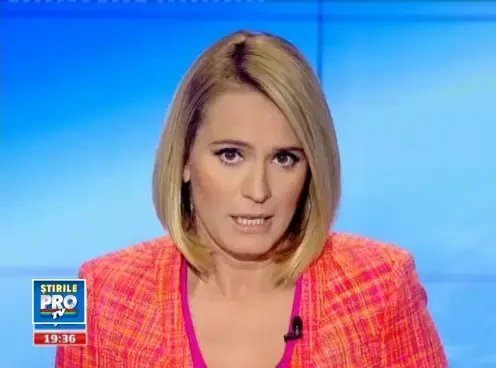 Imaginile zilei vin din Anglia. Copii de 8 ani, inchisi in cusca, se bat pentru spectacol. VIDEO