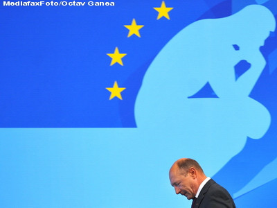 Traian Basescu: "Sentimentul meu este ca in 2012 exista un risc major de revenire a recesiunii"