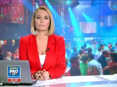 Alexandra Stan si-a lansat primul album. Contine 8 single-uri si cinci remixuri