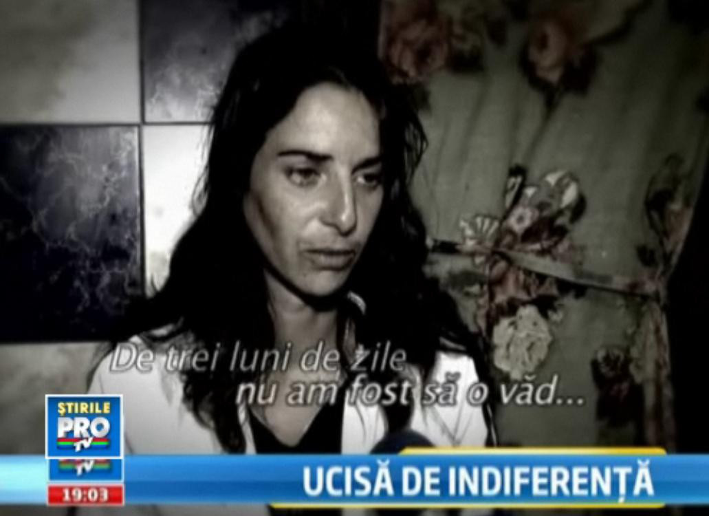 Fata care a murit de dor mai avea o sora abandonata. Pe cine arunca mama ei vina