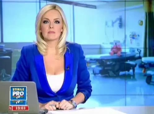 Fata care a murit de dor mai avea o sora abandonata. Pe cine arunca mama ei vina