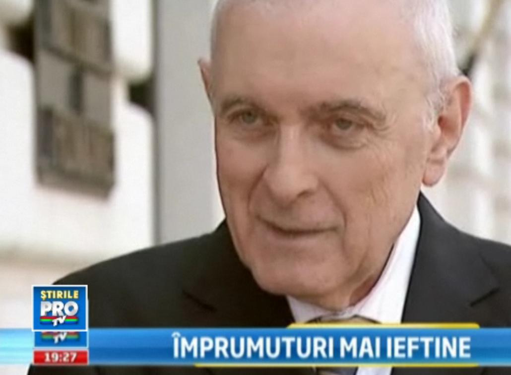 Tot mai putini romani vor lua credite. Ce salariu trebuie sa ai pentru imprumutul pe care-l doresti