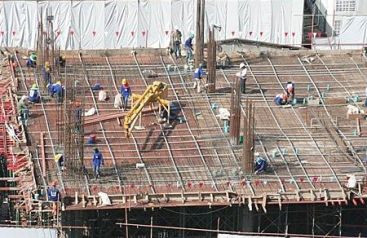 Aproape 70 de muncitori fara acte, descoperiti la o firma din Arad. Oamenii erau inchiriati cu ziua