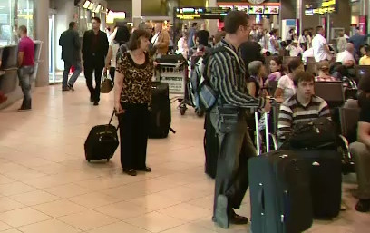 Dupa biletele de avion cumparate pe internet, vom putea sa ne imbarcam cu ajutorul telefonului mobil