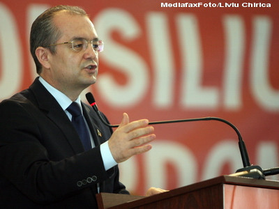 Emil Boc: Acuzatiile de mita pentru presedintia CSA, povesti vanatoresti. Nu ar trebui mediatizate