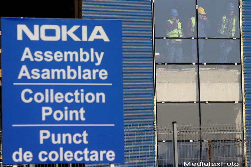 Guvernul vrea sa obtina fonduri europene pentru angajatii dati afara de Nokia