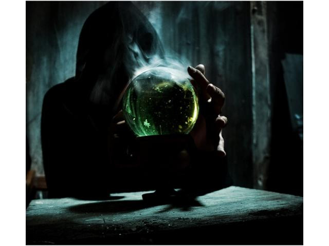 “Sotia mea a fost violata de un barbat invizibil”. Ce l-a facut pe un sot sa faca o asa confesiune