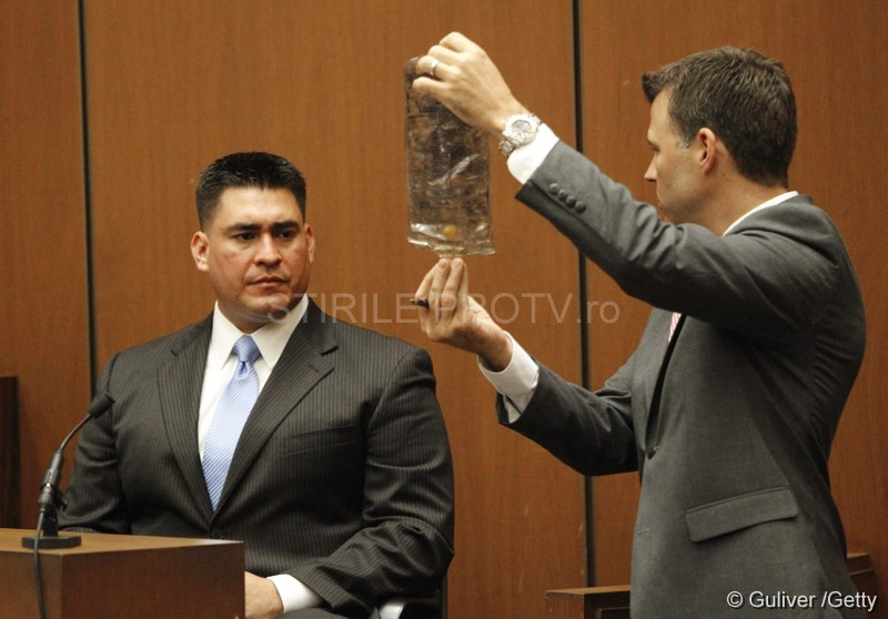 Bodyguardul lui Michael Jackson: L-am vazut pe doctor cum i-a smuls din picior un tub cu lichid