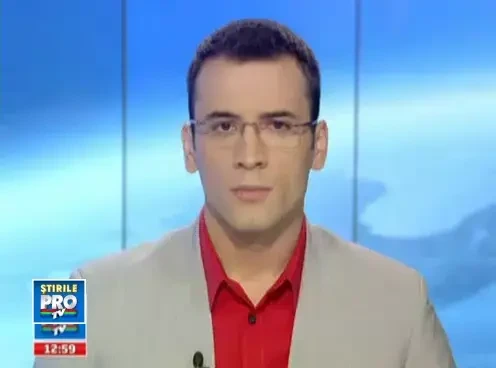 Un porc mistret i-a pus viata in pericol lui Funeriu, aflat intr-un avion ce se indrepta spre Iasi