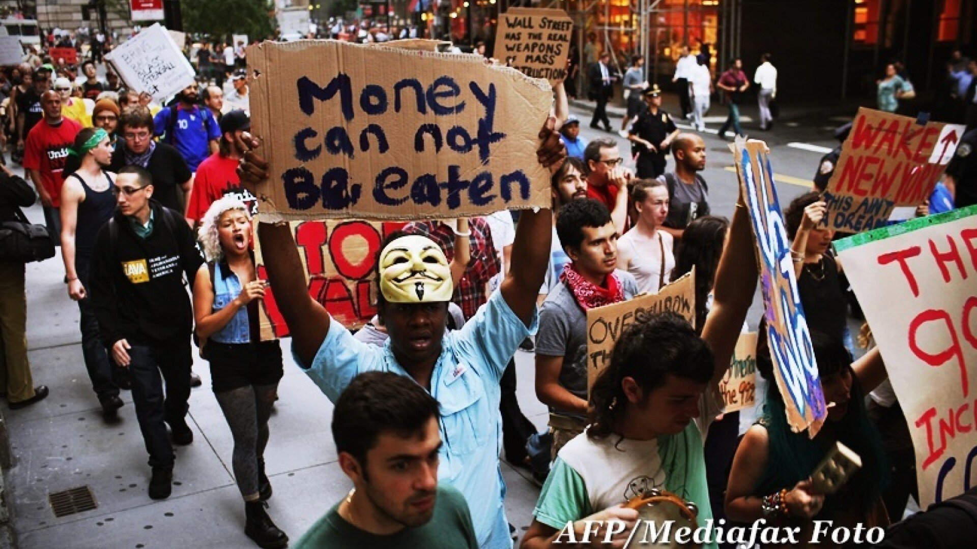"Bancherii, toti nazisti!" Protest zgomotos pe Wall Street