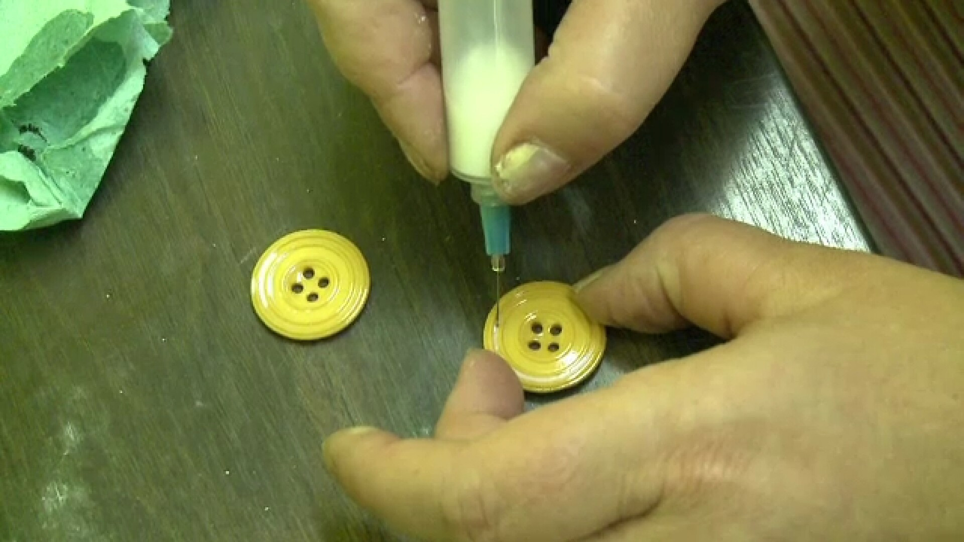 Ce si-ar putea dori marile case de moda Armani sau Dior de la o mica firma din Arad?