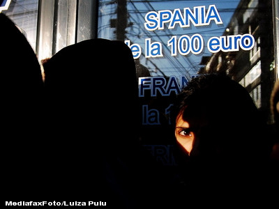 Sotii si copiii romanilor care lucreaza pe cont propriu in Spania pot munci fara permis