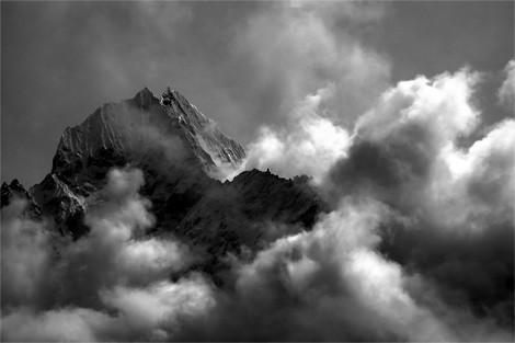 Iata locul in care, probabil, nu vei ajunge niciodata. Vezi LIVE "Mama Sfanta"