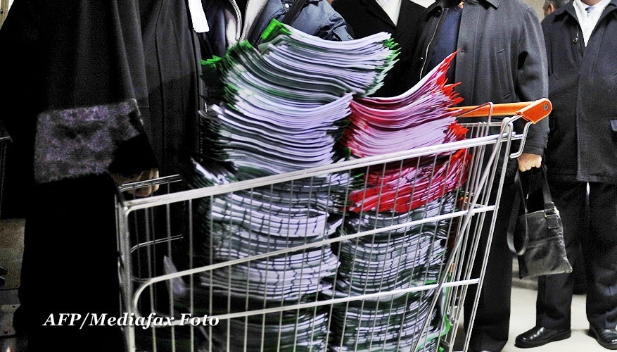 Fotbalul romanesc, intr-un carut de supermarket. Cum arata dosarul transferurilor