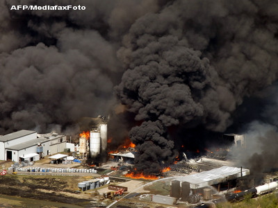 Incendiu la o uzina chimica din SUA. Sute de localnici au fost evacuati, iar o scoala a fost inchisa