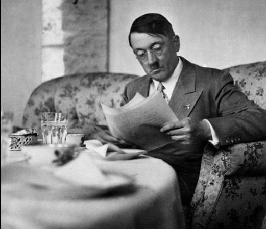 Cat valoreaza secretul rusinos al lui Adolf Hitler