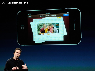 Siri, noua "minune" iPhone 4S. "Va veti trezi ca vorbiti singur cu telefonul"