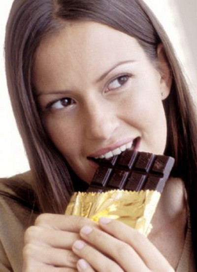 Opt beneficii ale ciocolatei