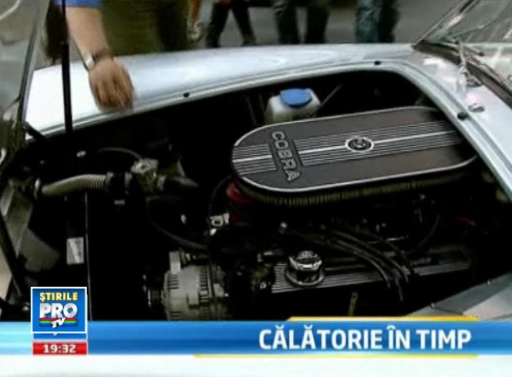 O altfel de vedeta de film, prezenta la Salonul Auto de la Bucuresti. VIDEO