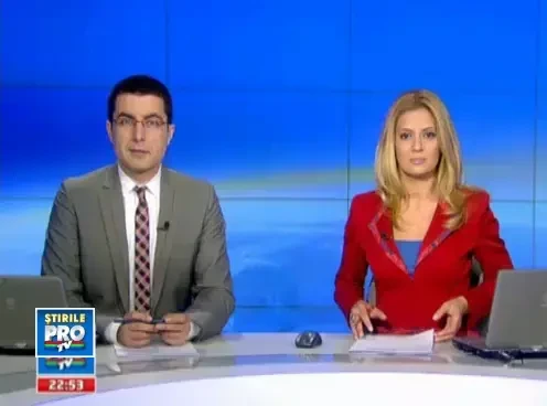 Emotii pentru prima mamica a Frantei. Carla Bruni a depasit termenul la care ar fi trebuit sa nasca